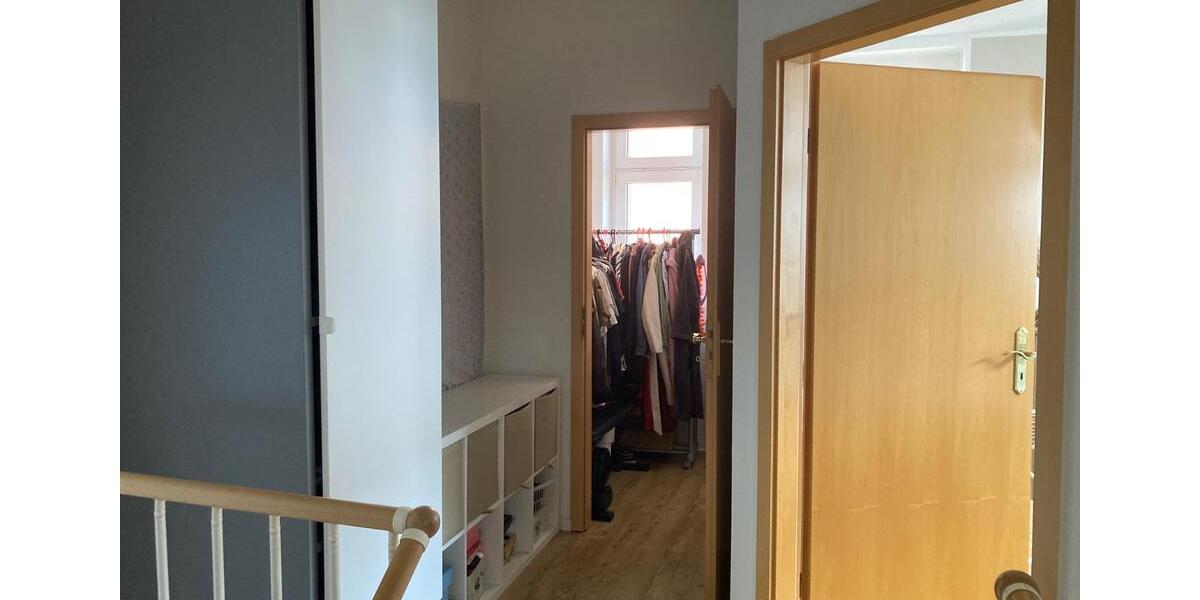 Maisonettenwohnung Zwickau - 2 Zimmer, 63 m&sup2;, 400&euro; | Angebot:25932531