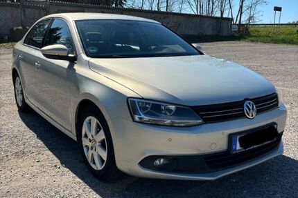 VW Jetta 167.694 km 5.600 &euro; Penig 09322