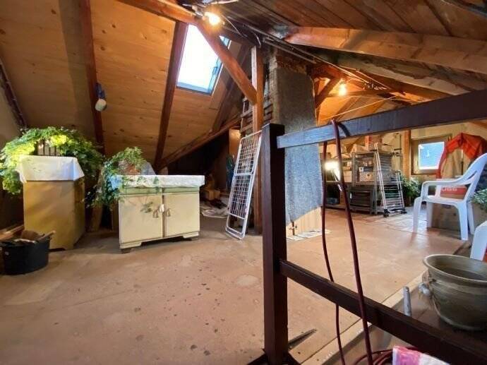 Reihenendhaus Zwönitz - 6 Zimmer, 120 m&sup2;, 125.000&euro; | Angebot:25796389