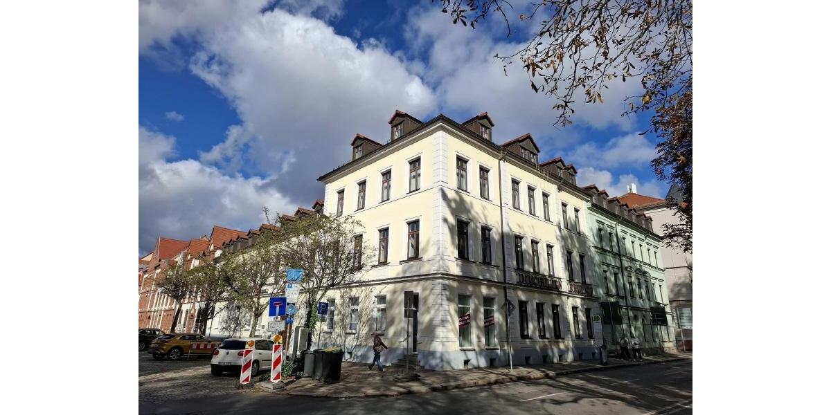 Dachgeschoßwohnung Zwickau - 3 Zimmer, 86 m&sup2;, 467&euro; | Angebot:23136745