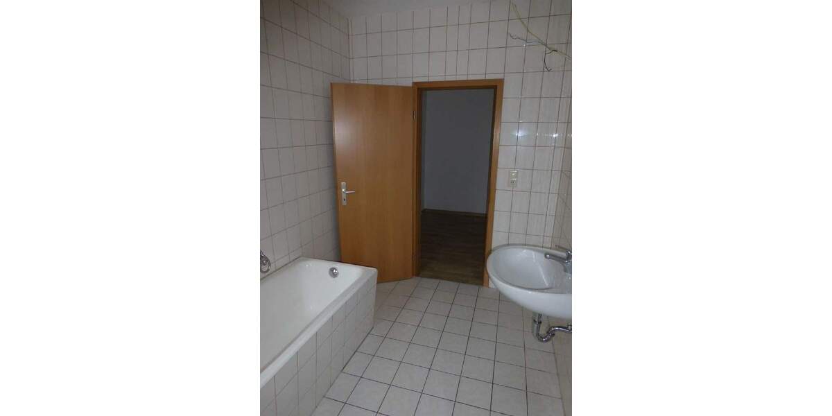 Etagenwohnung Oelsnitz/Erzgeb.-Oelsnitz Oelsnitz - 2 Zimmer, 54 m&sup2;, 240&euro; | Angebot:25670166