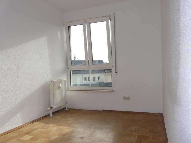 Etagenwohnung Crimmitschau - 2 Zimmer, 51 m&sup2;, 350&euro; | Angebot:23106491