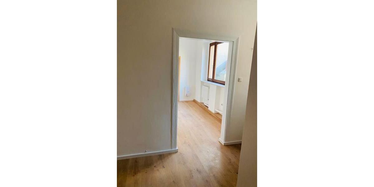 Etagenwohnung Meerane - 2 Zimmer, 58 m&sup2;, 363&euro; | Angebot:25376877