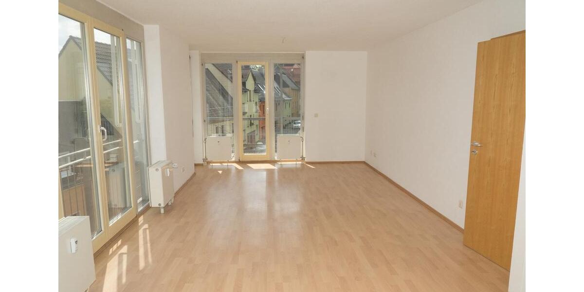 Erdgeschoßwohnung Hohenstein-Ernstthal Ernstthal - 2 Zimmer, 60 m&sup2;, 330&euro; | Angebot:25369422