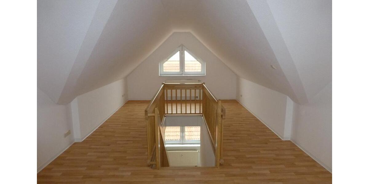 Dachgeschoßwohnung Ronneburg - 5 Zimmer, 138 m&sup2;, 700&euro; | Angebot:25178918
