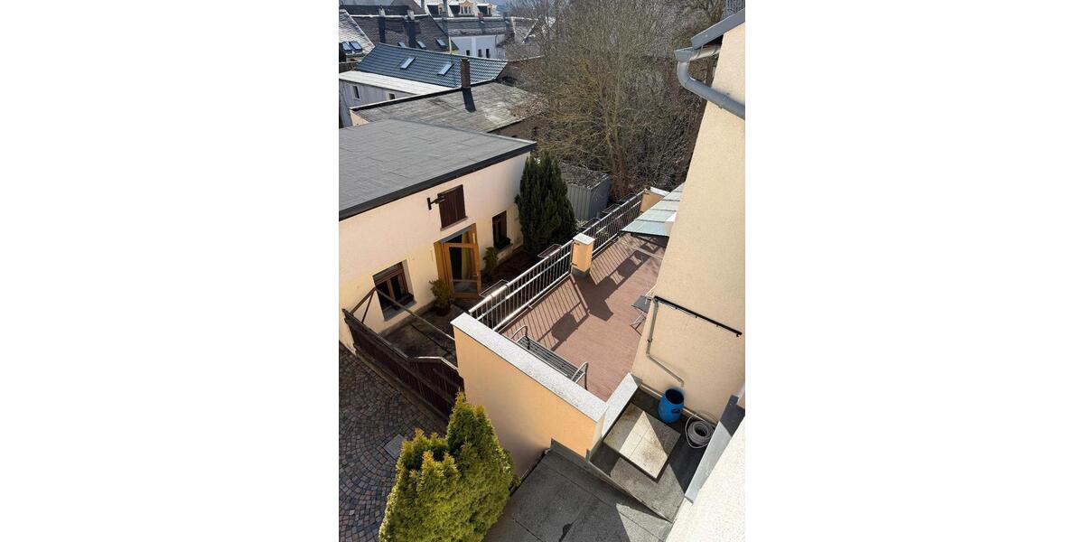 Doppelhaushälfte Treuen - 12 Zimmer, 150 m&sup2;, 185.000&euro; | Angebot:25656852