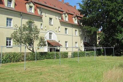 Wohnung Zwickau Bahnhofsvorstadt - 1 Zimmer, 40 m&sup2;, 240&euro; | Angebot:26683974
