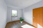 Etagenwohnung Zwickau Eckersbach - 3 Zimmer, 55 m&sup2;, 330&euro; | Angebot:25733946