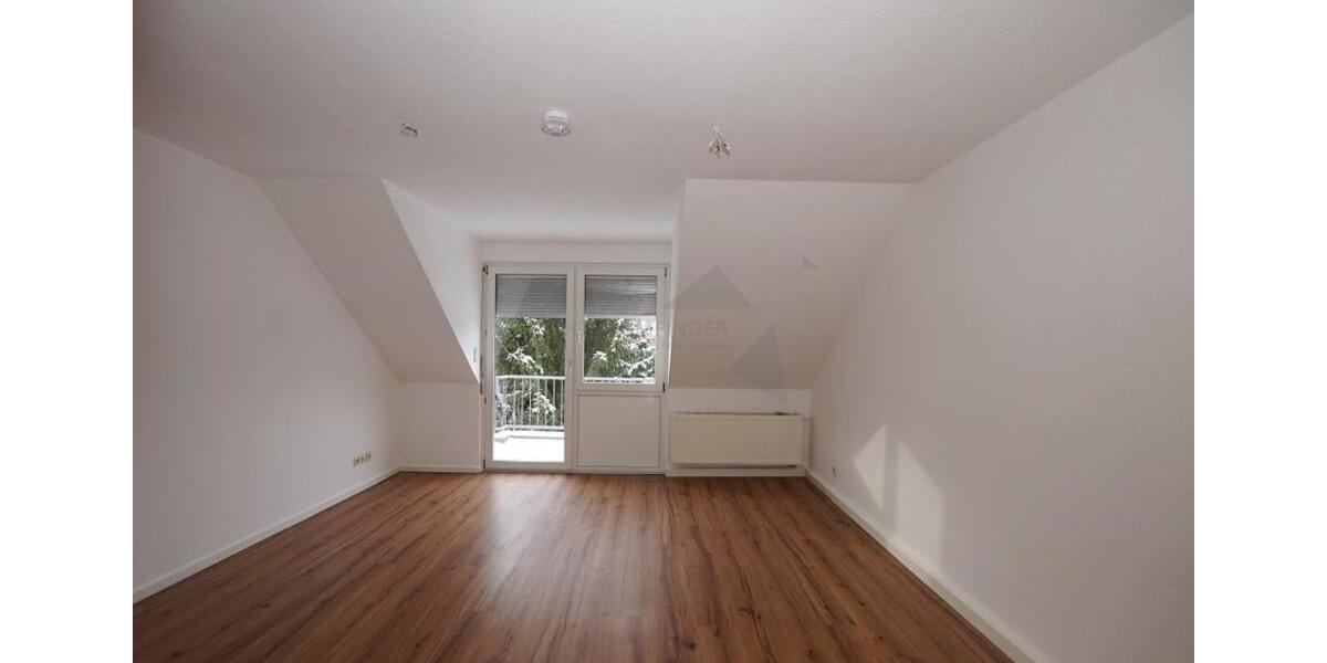 Etagenwohnung Zwickau - 2 Zimmer, 48 m&sup2;, 329&euro; | Angebot:25487038