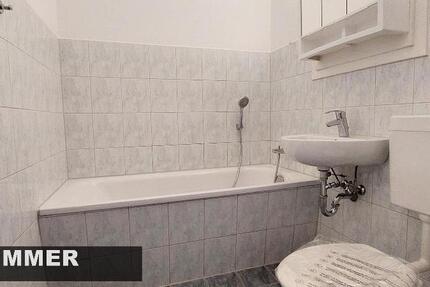 Wohnung Zwickau Neuplanitz - 3 Zimmer, 57 m&sup2;, 289&euro; | Angebot:24704397