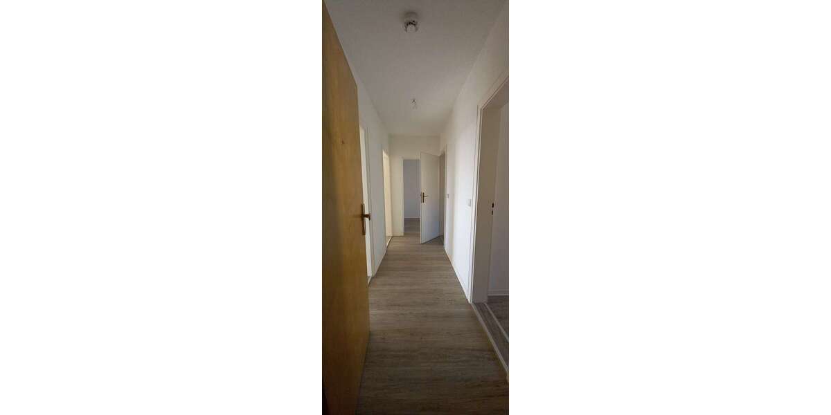 Etagenwohnung Zwickau Marienthal Ost - 3 Zimmer, 61 m&sup2;, 367&euro; | Angebot:27112790