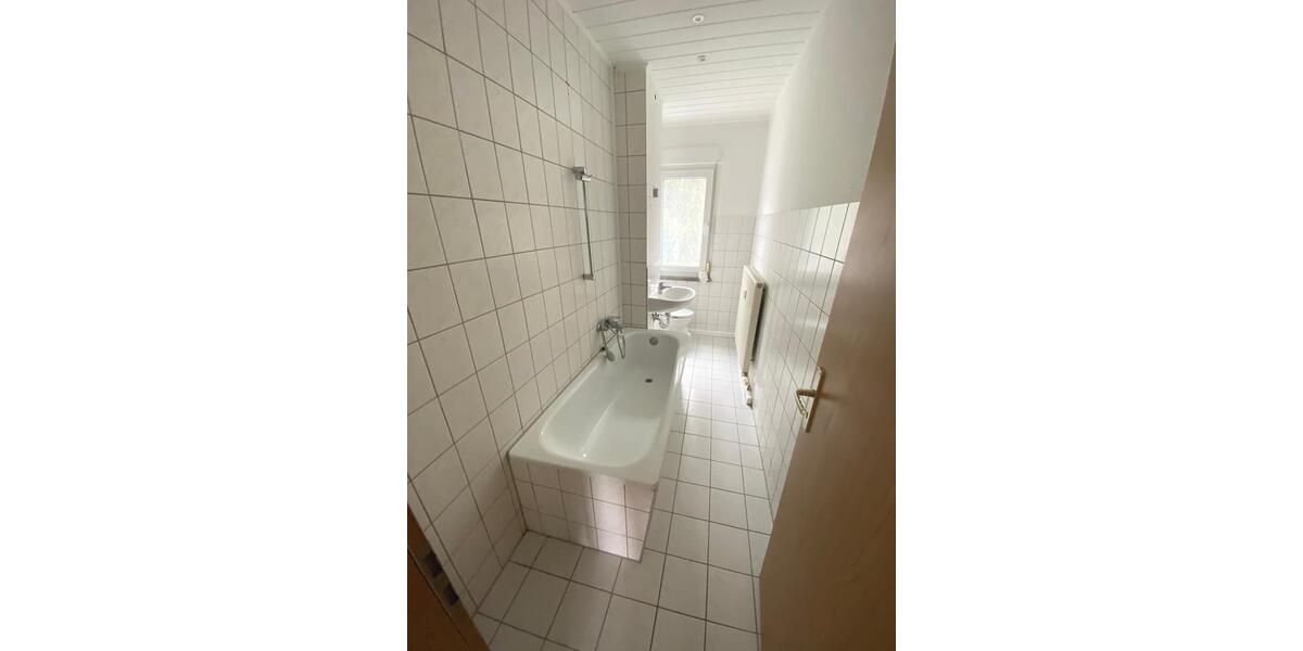 Etagenwohnung Elsterberg - 3 Zimmer, 58 m&sup2;, 249&euro; | Angebot:15844912