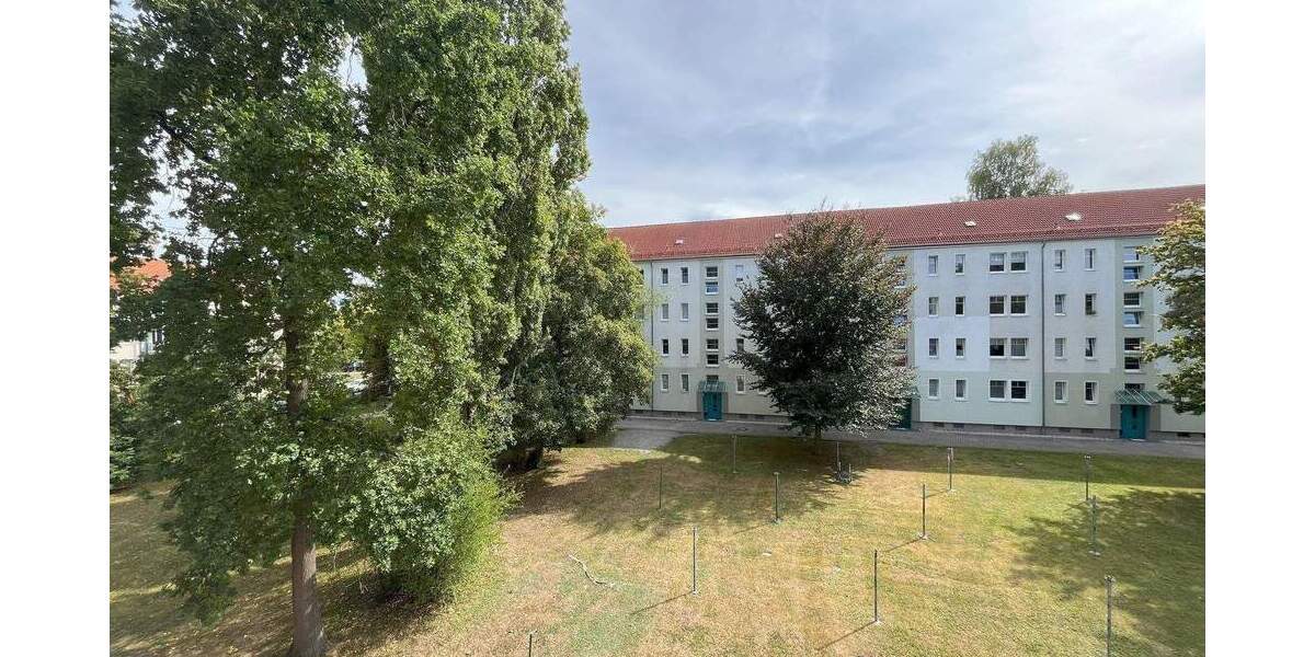 Etagenwohnung Zwickau Eckersbach - 2 Zimmer, 47 m&sup2;, 289&euro; | Angebot:26543856