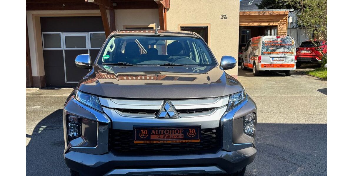 Mitsubishi L200 100.000 km 22.999 &euro; Oelsnitz i.E. 09376
