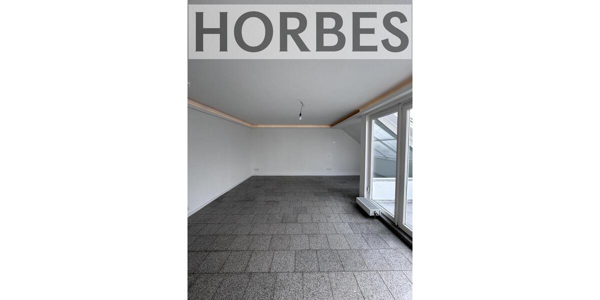 Dachgeschoßwohnung Zwickau Zwickau-Nord - 2 Zimmer, 106 m&sup2;, 650&euro; | Angebot:24874264