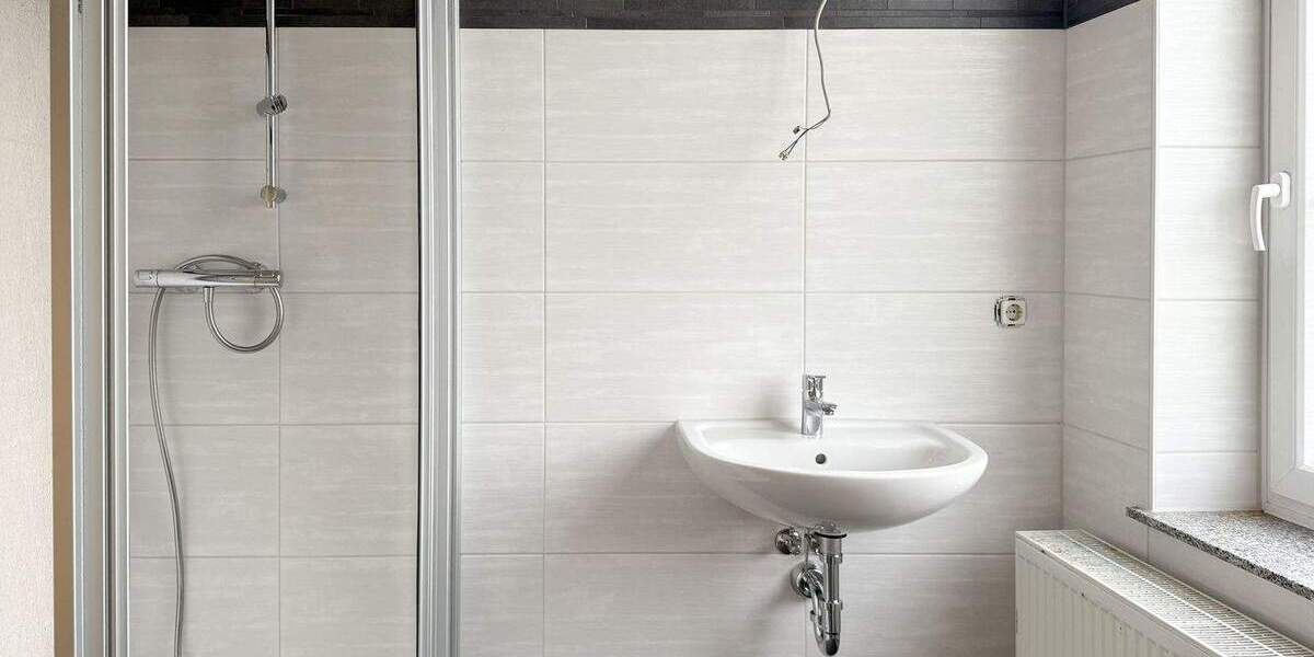 Einfamilienhaus Greiz - 8 Zimmer, 288 m&sup2;, 189.000&euro; | Angebot:25666812