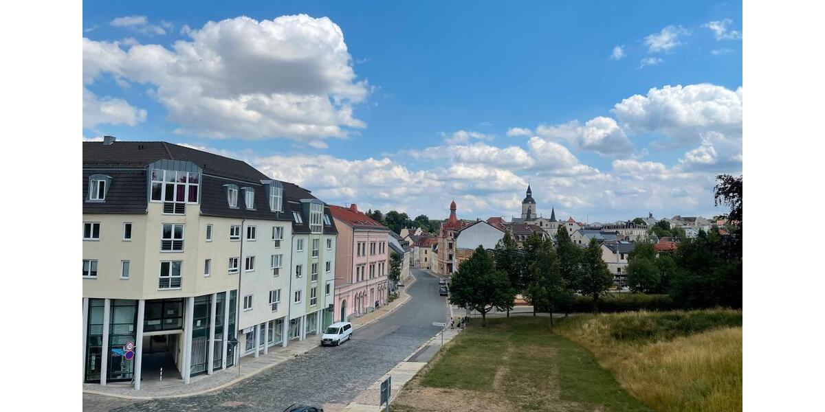 Etagenwohnung Meerane - 2 Zimmer, 89 m&sup2;, 668&euro; | Angebot:25381772