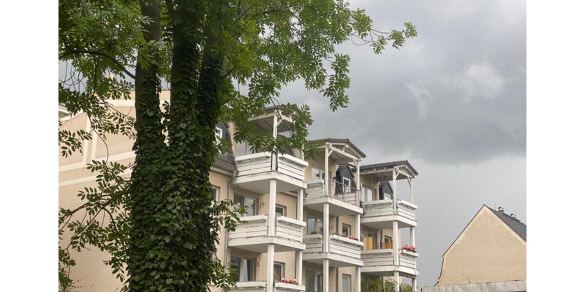 Etagenwohnung Reichenbach im Vogtland - 3 Zimmer, 83 m&sup2;, 465&euro; | Angebot:24571766