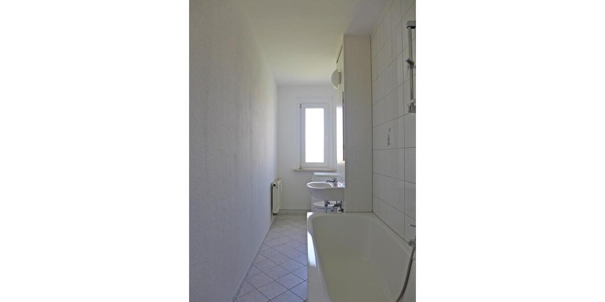 Etagenwohnung Limbach-Oberfrohna Oberfrohna - 1 Zimmer, 35 m&sup2;, 235&euro; | Angebot:24506528