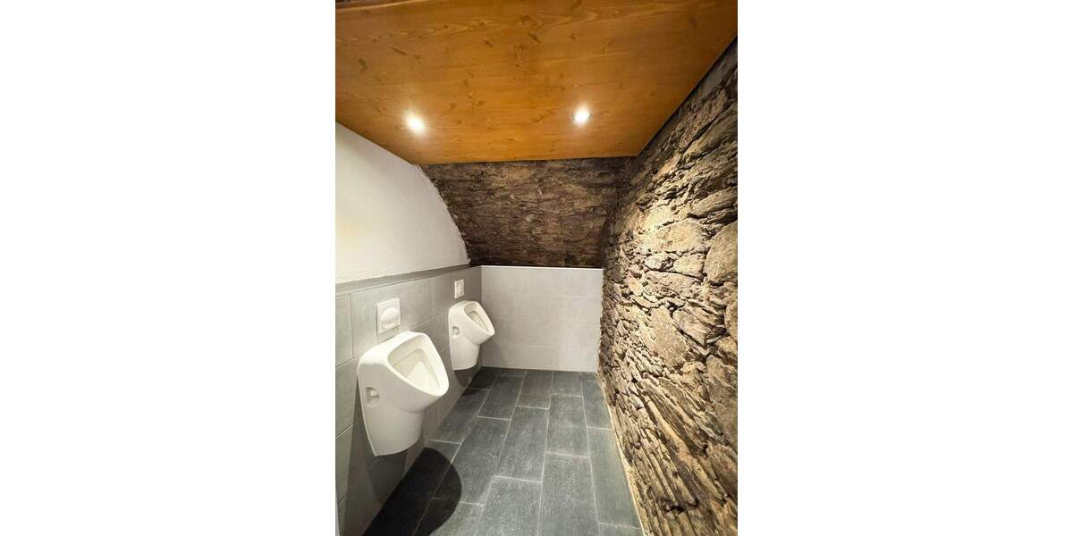 Gewerbeobjekt Schwarzenberg Hofgarten - 5 Zimmer, 1.800&euro; | Angebot:25744566