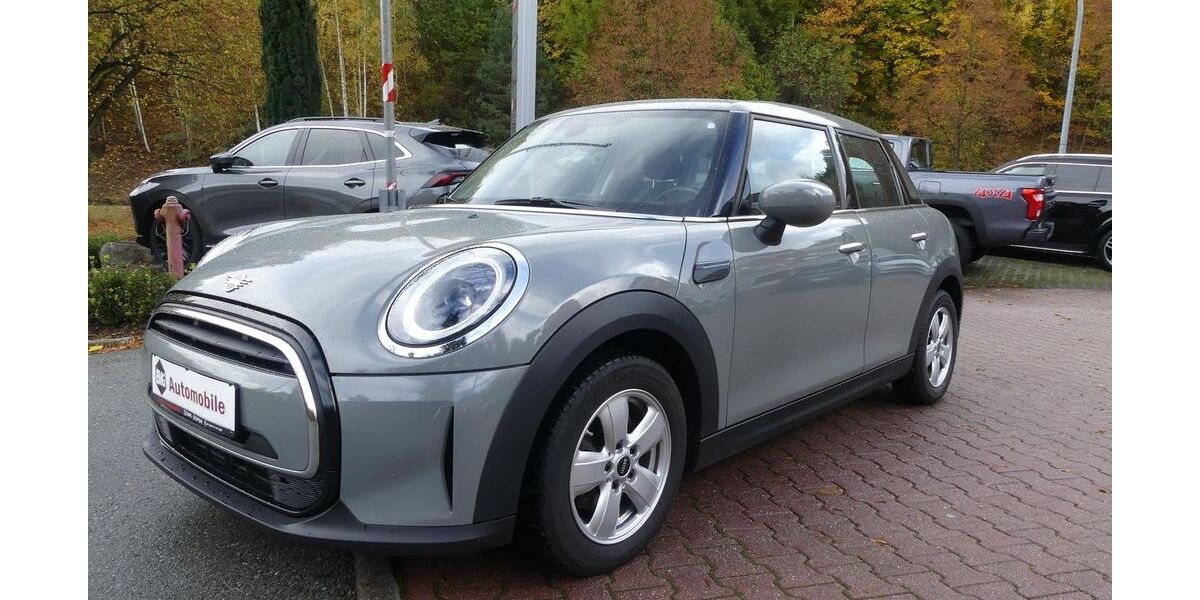 Mini ONE 44.290 km 17.990 &euro; Schneeberg 08289