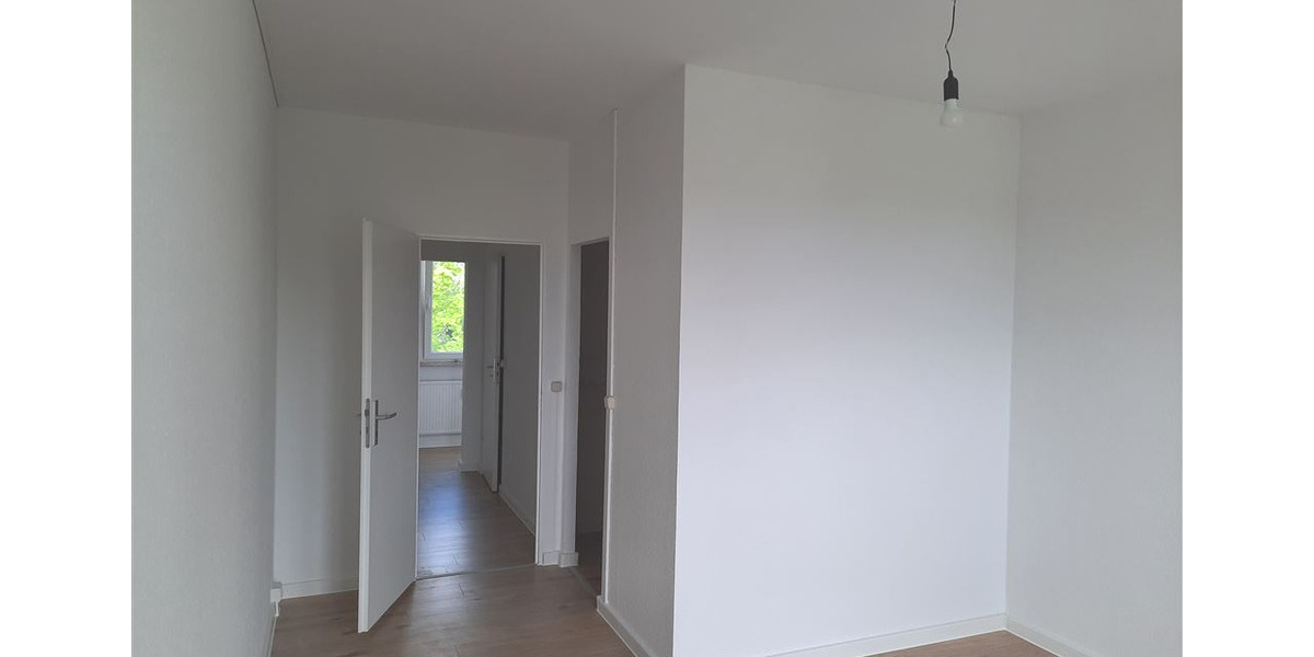 Etagenwohnung Crimmitschau - 1 Zimmer, 34 m&sup2;, 204&euro; | Angebot:19613368