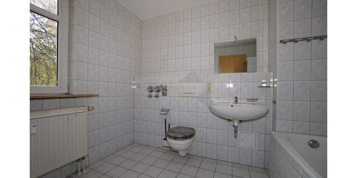 Etagenwohnung Zwickau Innenstadt - 2 Zimmer, 61 m&sup2;, 389&euro; | Angebot:25681450
