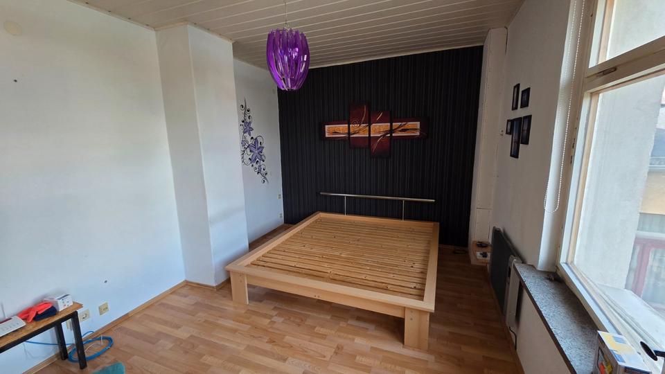 Reihenhaus Crimmitschau - 6 Zimmer, 103 m&sup2;, 70.000&euro; | Angebot:27085582