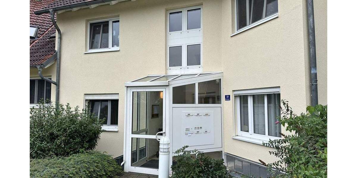 Etagenwohnung Zwickau Cainsdorf - 2 Zimmer, 47 m&sup2;, 50.000&euro; | Angebot:25802831