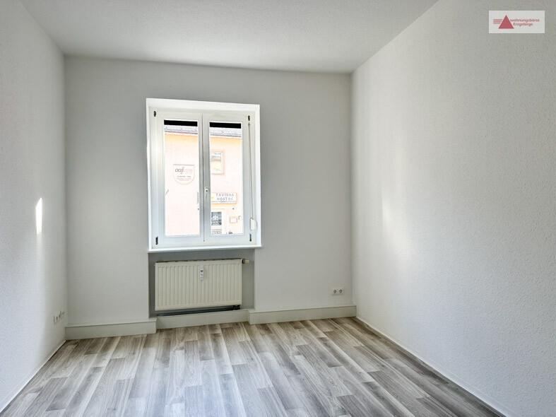 Erdgeschoßwohnung Stollberg (Erzgebirge) - 3 Zimmer, 74 m&sup2;, 485&euro; | Angebot:25342770