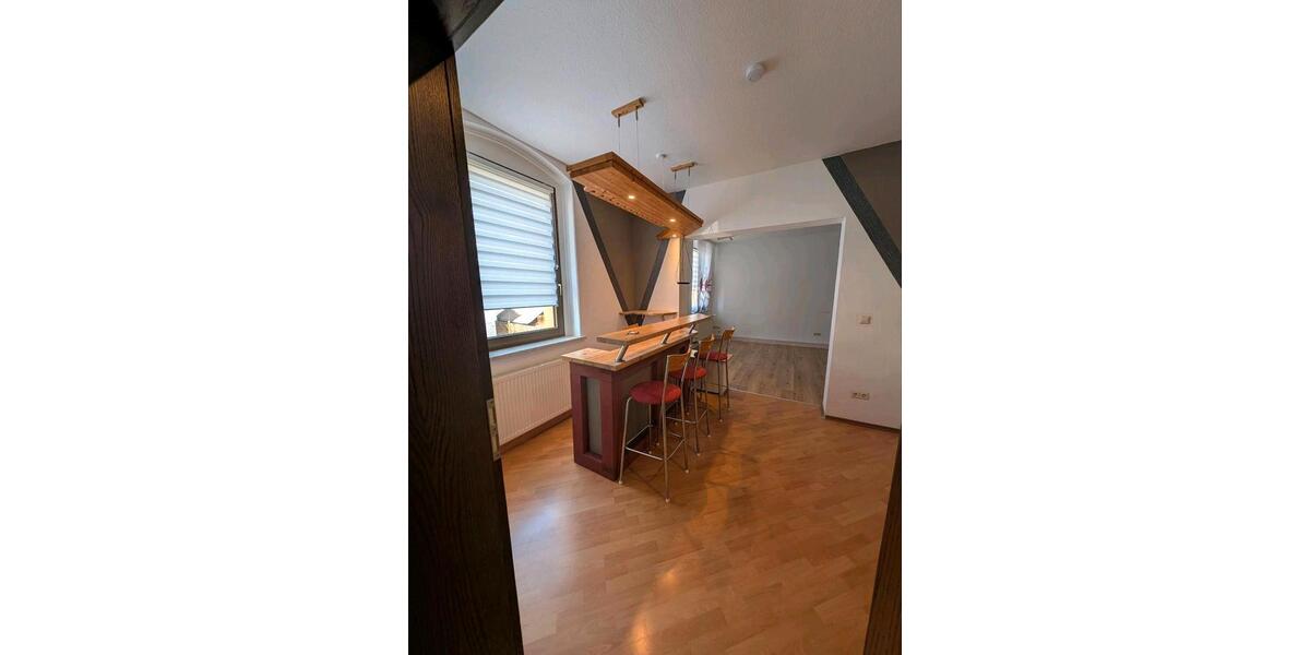 Erdgeschoßwohnung Zwickau Cainsdorf - 4 Zimmer, 134 m&sup2;, 670&euro; | Angebot:26339657