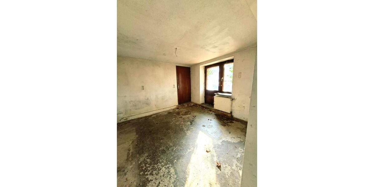 Einfamilienhaus Nobitz - 6 Zimmer, 120 m&sup2;, 40.000&euro; | Angebot:25105736