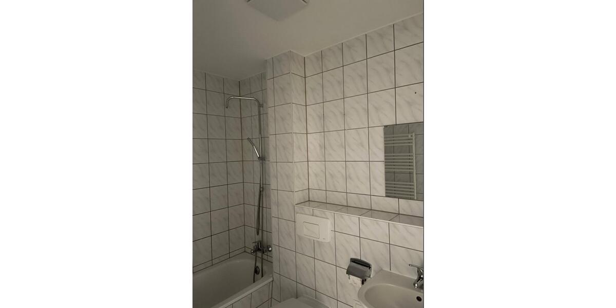 Etagenwohnung Lengenfeld - 3 Zimmer, 71 m&sup2;, 500&euro; | Angebot:20826978