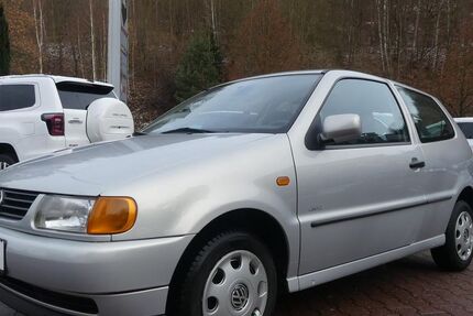 VW Polo 65.100 km 4.990 &euro; Schneeberg 08289