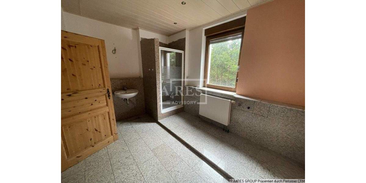 Mehrfamilienhaus, Wohnhaus Meerane - 1 Zimmer, 358 m&sup2;, 120.000&euro; | Angebot:25776423