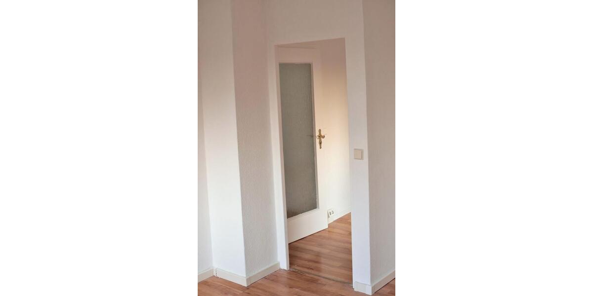 Erdgeschoßwohnung Limbach-Oberfrohna Oberfrohna - 3 Zimmer, 58 m&sup2;, 350&euro; | Angebot:17594342