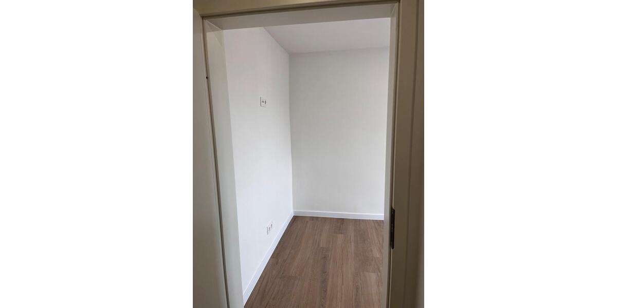 Erdgeschoßwohnung Hohenstein-Ernstthal Ernstthal - 3 Zimmer, 61 m&sup2;, 665&euro; | Angebot:25646725