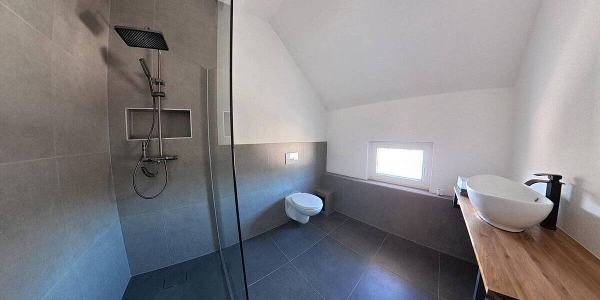 Einfamilienhaus Elsterberg - 7 Zimmer, 135 m&sup2;, 1.200&euro; | Angebot:26569313