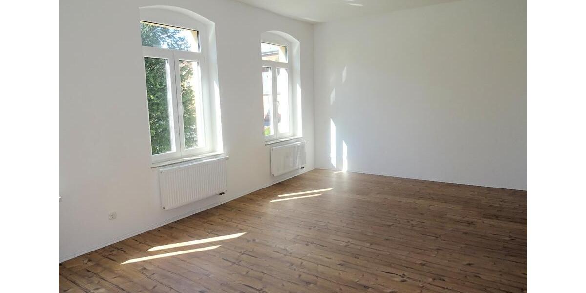 Etagenwohnung Werdau - 3 Zimmer, 90 m&sup2;, 515&euro; | Angebot:25428658