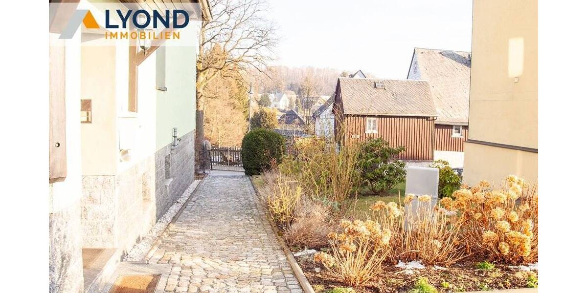 Einfamilienhaus Lößnitz / Affalter Affalter - 8 Zimmer, 180 m&sup2;, 229.000&euro; | Angebot:25676708