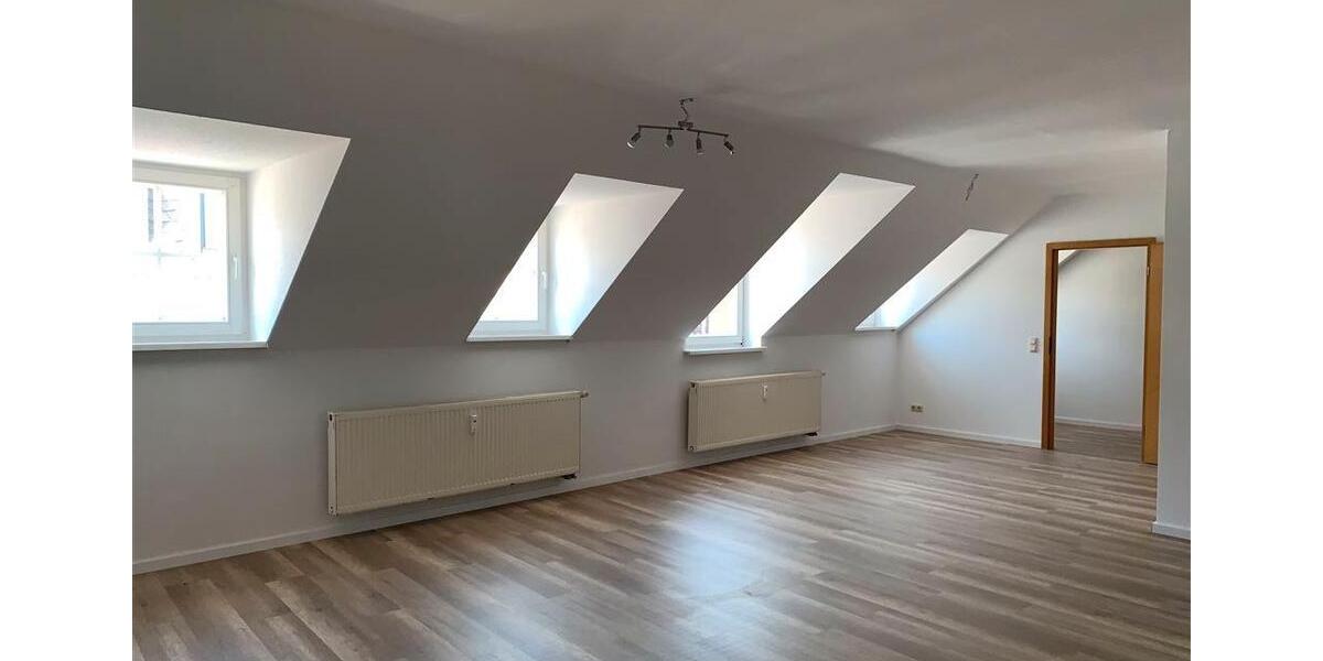 Etagenwohnung Crimmitschau - 2 Zimmer, 63 m&sup2;, 377&euro; | Angebot:19444134