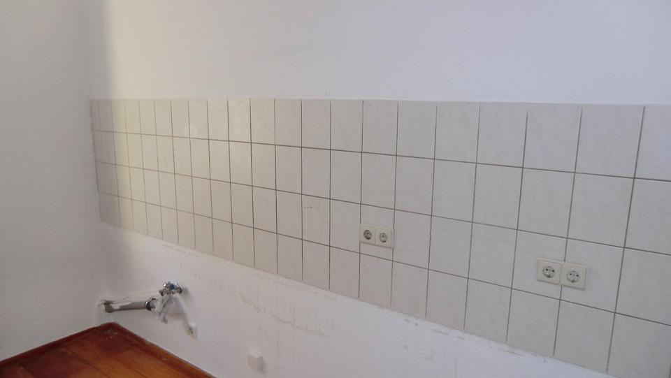 Erdgeschoßwohnung Zwickau Neuplanitz - 2 Zimmer, 46 m&sup2;, 300&euro; | Angebot:25419785
