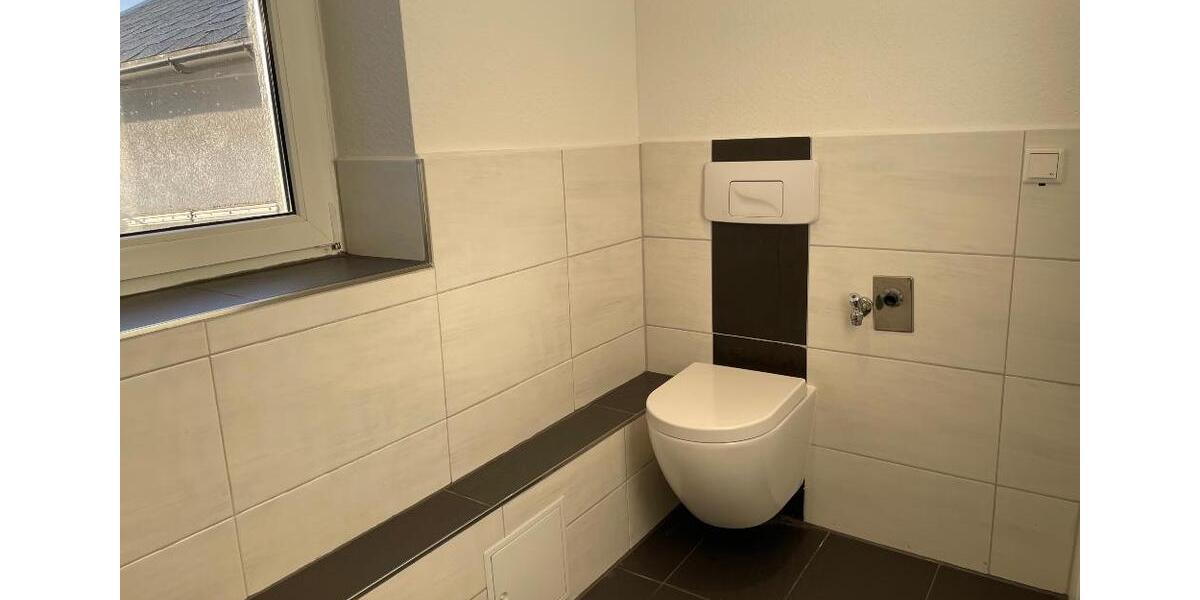 Etagenwohnung Elsterberg - 3 Zimmer, 79 m&sup2;, 375&euro; | Angebot:21227986