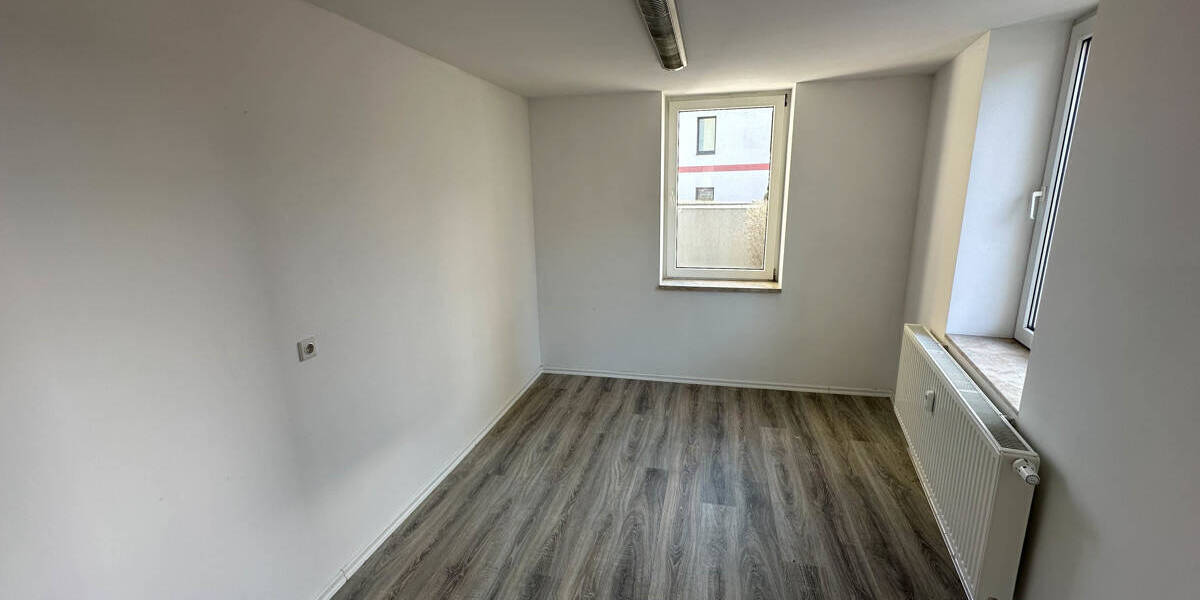 Etagenwohnung Oelsnitz/Erzgebirge Oelsnitz - 3 Zimmer, 85 m&sup2;, 510&euro; | Angebot:25801739