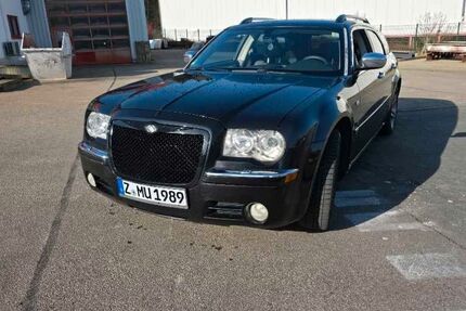 Chrysler 300C 292.000 km 4.900 &euro; Lichtenstein/Sa. 09350