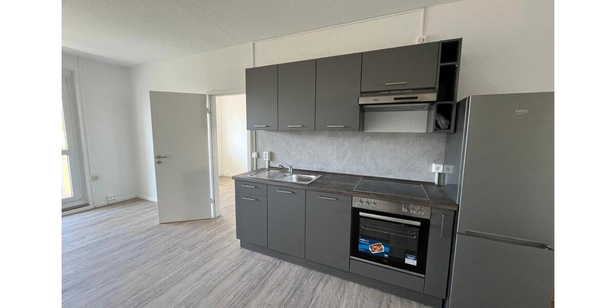Etagenwohnung Zwickau Neuplanitz - 4 Zimmer, 70 m&sup2;, 369&euro; | Angebot:22153038