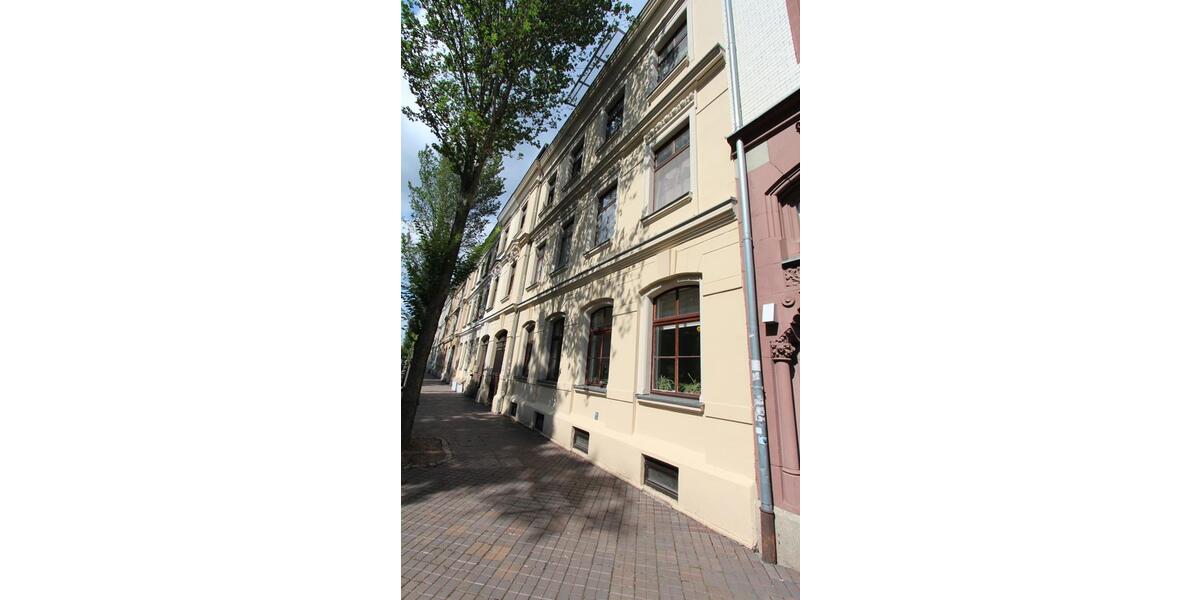 Dachgeschoßwohnung Zwickau Zwickau-Nord - 2 Zimmer, 106 m&sup2;, 650&euro; | Angebot:24874264