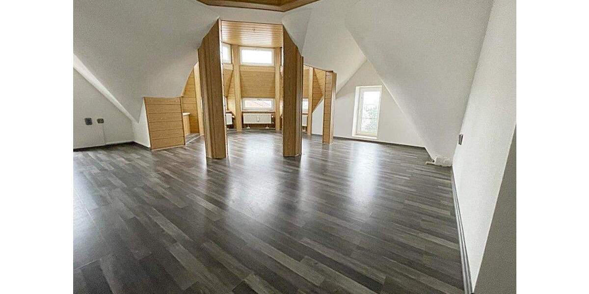 Etagenwohnung Neukirchen/Erzgebirge Neukirchen - 2 Zimmer, 58 m&sup2;, 340&euro; | Angebot:25689572