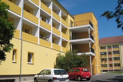 Wohnung Hohenstein-Ernstthal Ernstthal - 1 Zimmer, 30 m&sup2;, 174&euro; | Angebot:24256797