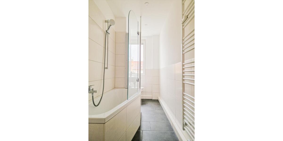 Etagenwohnung Glauchau - 3 Zimmer, 60 m&sup2;, 340&euro; | Angebot:23807496